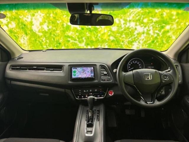 ＷＥＣＡＲＳでは各商談席に大型モニターをご用意しております！見やすい大画面でゆったりと全国の在庫をご覧いただけます！是非ご来店お待ちしております！