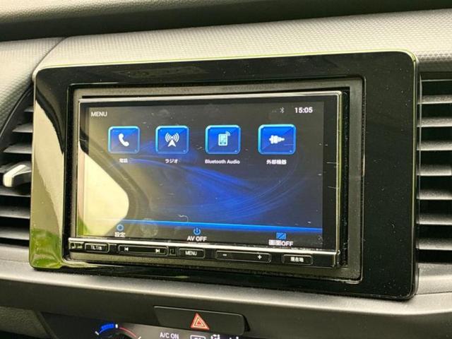 フィット ベーシック 新品タイヤ/社外 SDナビ/衝突安全装置/車線逸脱防止支援システム/Bluetooth接続/ETC/EBD付ABS/横滑り防止装置/クルーズコントロール/バックモニター/エアバッグ 運転席(9枚目)