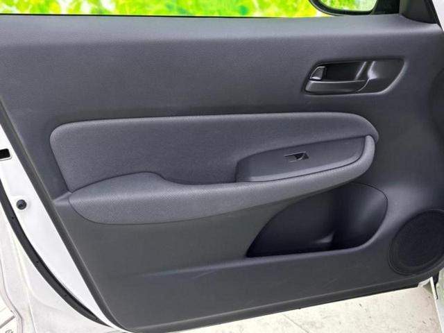 フィット ベーシック 新品タイヤ/社外 SDナビ/衝突安全装置/車線逸脱防止支援システム/Bluetooth接続/ETC/EBD付ABS/横滑り防止装置/クルーズコントロール/バックモニター/エアバッグ 運転席(22枚目)