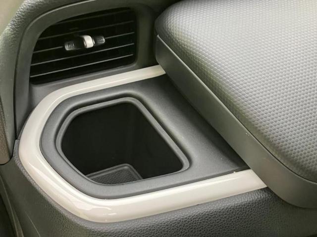 フィット ベーシック 新品タイヤ/社外 SDナビ/衝突安全装置/車線逸脱防止支援システム/Bluetooth接続/ETC/EBD付ABS/横滑り防止装置/クルーズコントロール/バックモニター/エアバッグ 運転席(40枚目)