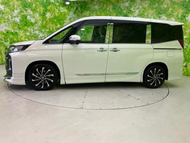 ノア S-Z 新品タイヤ/モデリスタエアロ/保証書/社外 10.5インチ メモリーナビ/トヨタセーフティセンス/両側電動スライドドア/シートヒーター 全席/車線逸脱防止支援システム/シート ハーフレザー フルエアロ(2枚目)