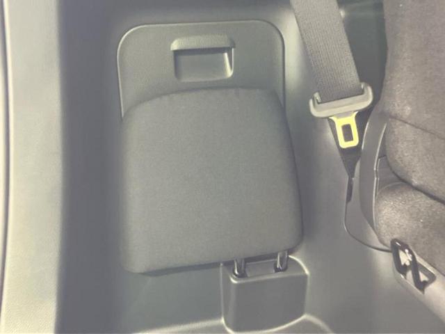 ノア S-Z 新品タイヤ/モデリスタエアロ/保証書/社外 10.5インチ メモリーナビ/トヨタセーフティセンス/両側電動スライドドア/シートヒーター 全席/車線逸脱防止支援システム/シート ハーフレザー フルエアロ(33枚目)