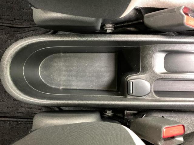 ノート Ｘ　新品タイヤ／純正　メモリーナビ／インテリジェントルームミラー／エマージェンシーブレーキ／車線逸脱防止支援システム／Ｂｌｕｅｔｏｏｔｈ接続／ＥＴＣ／アイドリングストップ／フルセグＴＶ　ワンオーナー（32枚目）