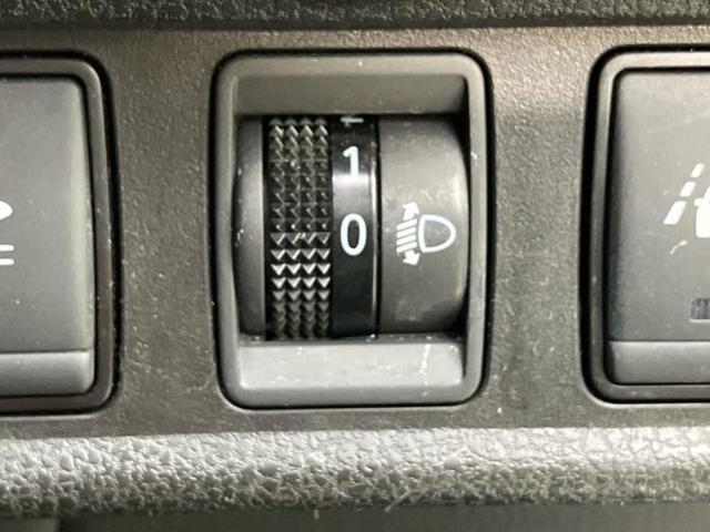 ノート Ｘ　新品タイヤ／純正　メモリーナビ／インテリジェントルームミラー／エマージェンシーブレーキ／車線逸脱防止支援システム／Ｂｌｕｅｔｏｏｔｈ接続／ＥＴＣ／アイドリングストップ／フルセグＴＶ　ワンオーナー（46枚目）