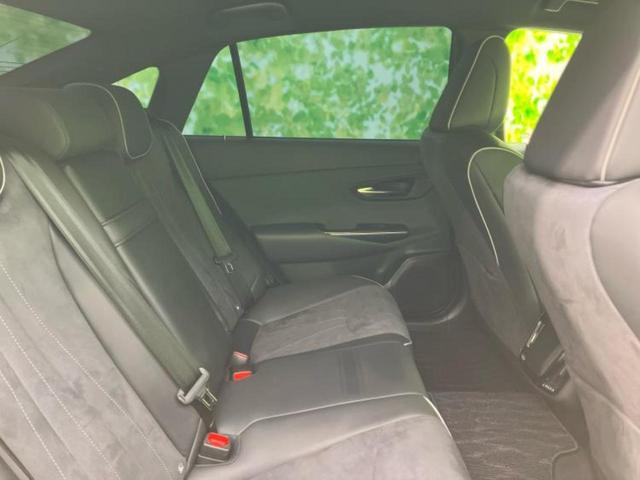 クラウンハイブリッド RSアドバンス 純正 8インチ ナビ/トヨタセーフティセンス/シートヒーター 前席/車線逸脱防止支援システム/シート ハーフレザー/ヘッドランプ LED/USBジャック/Bluetooth接続/ETC ローダウン(5枚目)