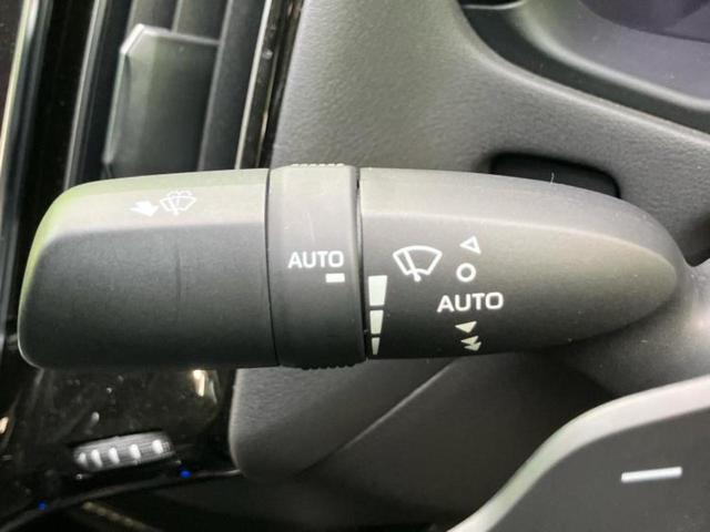 クラウンハイブリッド RSアドバンス 純正 8インチ ナビ/トヨタセーフティセンス/シートヒーター 前席/車線逸脱防止支援システム/シート ハーフレザー/ヘッドランプ LED/USBジャック/Bluetooth接続/ETC ローダウン(17枚目)