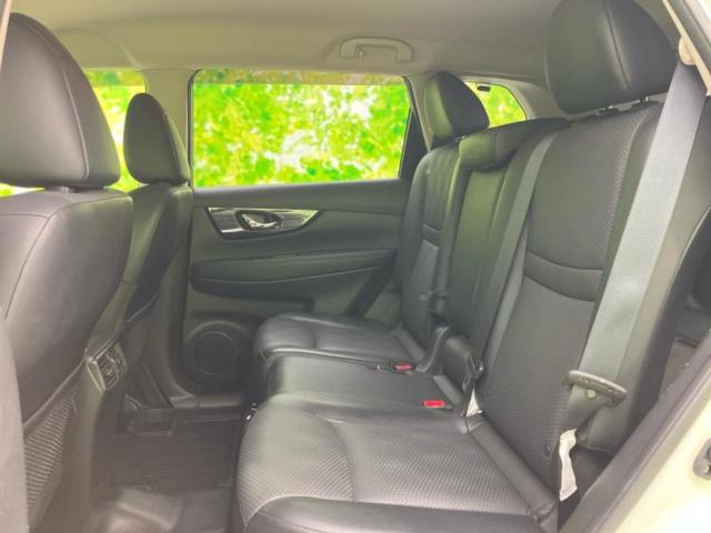 エクストレイル ４ＷＤ２０Ｘｉ　新品タイヤ／純正　９インチ　ＳＤナビ／インテリジェントルームミラー／衝突安全装置／アラウンドビューモニター／車線逸脱防止支援システム／プロパイロット／電動バックドア／ドライブレコーダー　純正　４ＷＤ（7枚目）