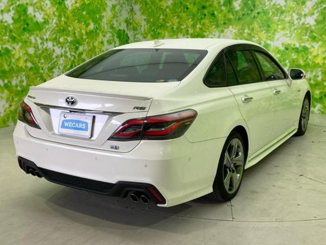 クラウンハイブリッド ＲＳアドバンス　純正　ナビ／デジタルインナーミラー／衝突安全装置／シートヒーター／パノラミックビューモニター／車線逸脱防止支援システム／電動バックドア／ヘッドランプ　ＬＥＤ／ＥＢＤ付ＡＢＳ／横滑り防止装置　電動シート（3枚目）