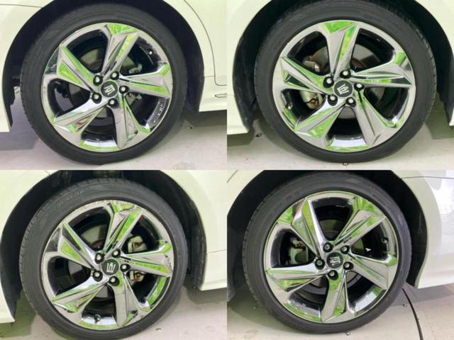 クラウンハイブリッド ＲＳアドバンス　純正　ナビ／デジタルインナーミラー／衝突安全装置／シートヒーター／パノラミックビューモニター／車線逸脱防止支援システム／電動バックドア／ヘッドランプ　ＬＥＤ／ＥＢＤ付ＡＢＳ／横滑り防止装置　電動シート（11枚目）