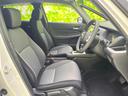 フィット ｅＨＥＶベーシック　社外　ナビ／衝突安全装置／車線逸脱防止支援システム／パーキングアシスト　バックガイド／ヘッドランプ　ＬＥＤ／Ｂｌｕｅｔｏｏｔｈ接続／ＥＴＣ／ＥＢＤ付ＡＢＳ／横滑り防止装置　衝突被害軽減システム（4枚目）