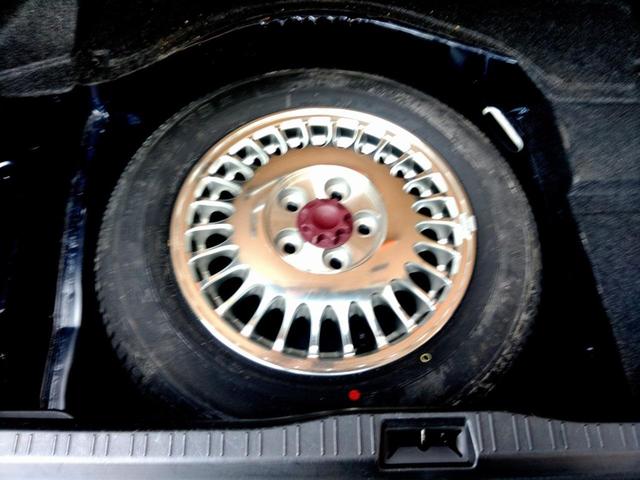 �׎����ɂ̓X�y�A�^�C�����[�B