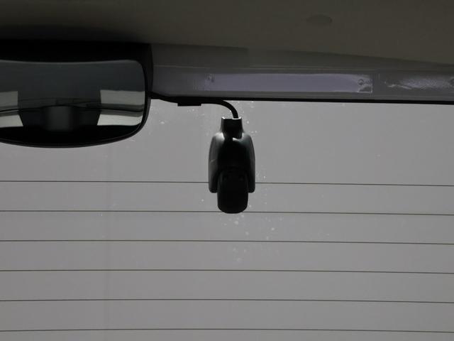 N-BOX G 禁煙車 運転支援機能 衝突軽減ブレーキ 前後ドライブレコーダ LEDヘッドライト純正ナビ バックカメラ Bluetooth接続 フロントベンチシート ETC 障害物センサー ワンオーナー車 前後ソナー(39枚目)