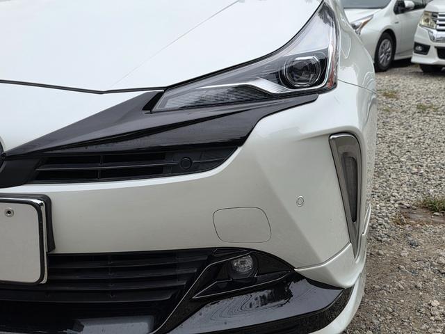 プリウス Ａツーリングセレクション　ユーザー様買取車　ＴＲＤフルエアロ　純正ナビ　Ｂカメラ　ＤＴＶ　トヨタセーフティーセンス　シートヒーター　置くだけ充電　黒合皮シート　ＥＴＣ　パワーシート　プッシュスタート　ワンオーナー（23枚目）