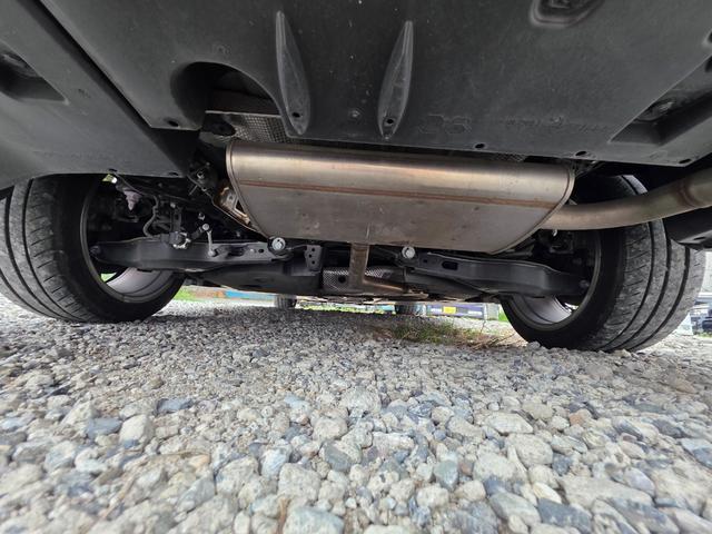 プリウス Ａツーリングセレクション　ユーザー様買取車　ＴＲＤフルエアロ　純正ナビ　Ｂカメラ　ＤＴＶ　トヨタセーフティーセンス　シートヒーター　置くだけ充電　黒合皮シート　ＥＴＣ　パワーシート　プッシュスタート　ワンオーナー（78枚目）