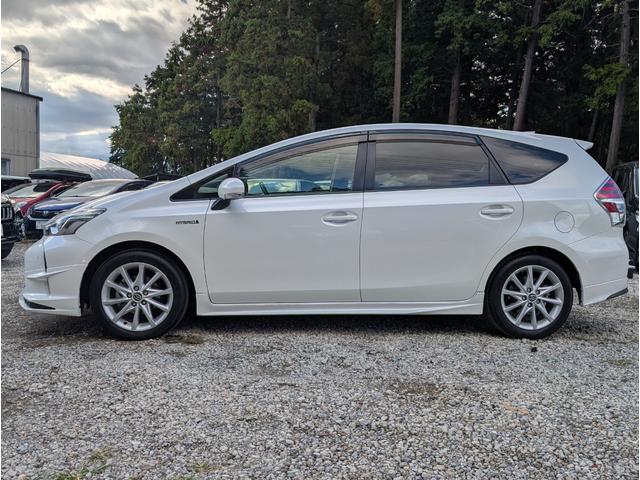 TOYOTA PRIUS ALPHA S TOURING SELECTION