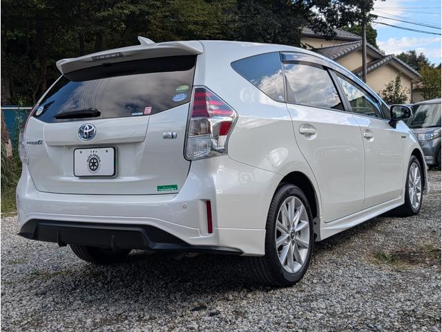 TOYOTA PRIUS ALPHA S TOURING SELECTION