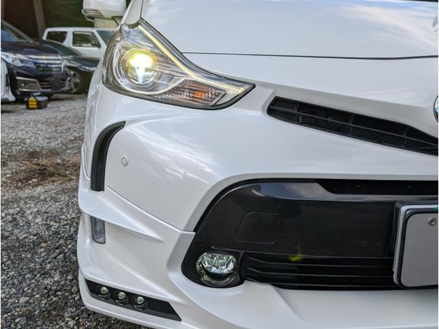 TOYOTA PRIUS ALPHA S TOURING SELECTION