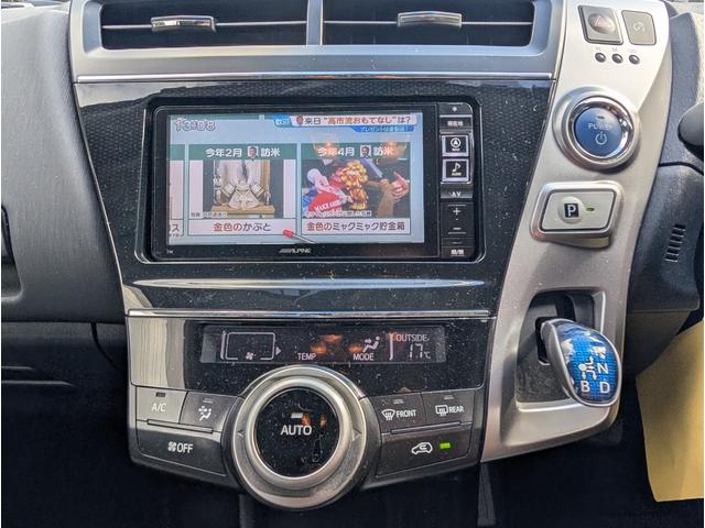 TOYOTA PRIUS ALPHA S TOURING SELECTION