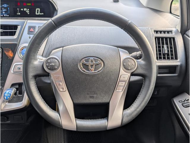 TOYOTA PRIUS ALPHA S TOURING SELECTION
