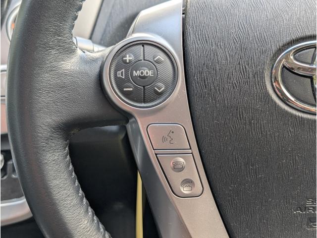 TOYOTA PRIUS ALPHA S TOURING SELECTION