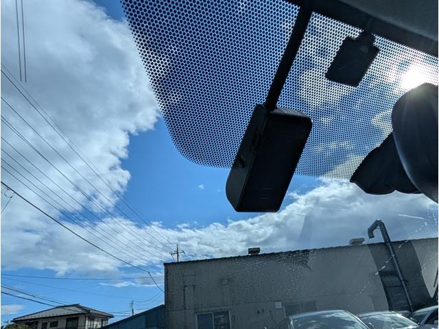 TOYOTA PRIUS ALPHA S TOURING SELECTION