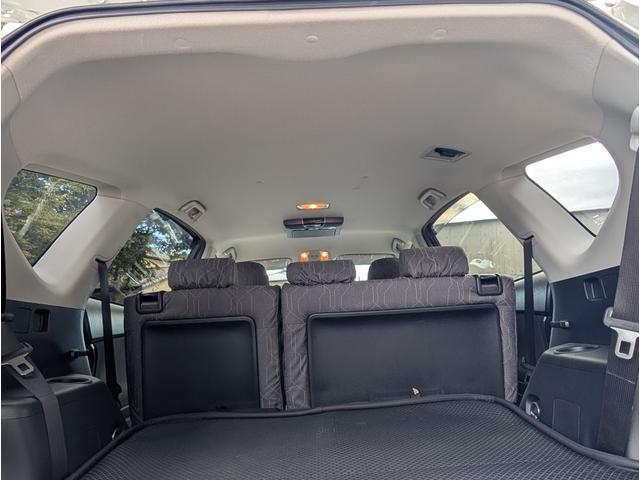 TOYOTA PRIUS ALPHA S TOURING SELECTION