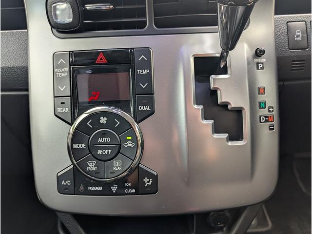 ヴォクシー ZS 煌III ユーザー様買取車両 1オーナー車 パナソニックフローティングナビゲーション ETC 両側パワースライドドア 7人乗り 禁煙車 記録簿 関東使用車両(20枚目)