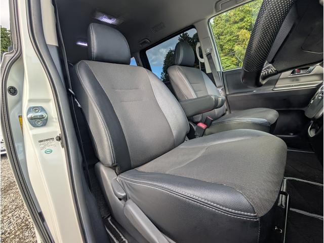 ヴォクシー ZS 煌III ユーザー様買取車両 1オーナー車 パナソニックフローティングナビゲーション ETC 両側パワースライドドア 7人乗り 禁煙車 記録簿 関東使用車両(23枚目)