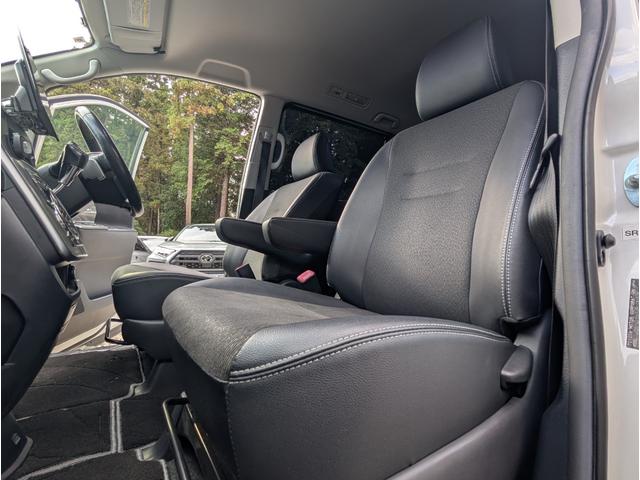 ヴォクシー ZS 煌III ユーザー様買取車両 1オーナー車 パナソニックフローティングナビゲーション ETC 両側パワースライドドア 7人乗り 禁煙車 記録簿 関東使用車両(27枚目)