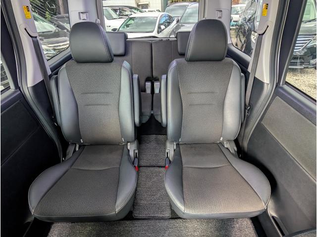 ヴォクシー ZS 煌III ユーザー様買取車両 1オーナー車 パナソニックフローティングナビゲーション ETC 両側パワースライドドア 7人乗り 禁煙車 記録簿 関東使用車両(31枚目)