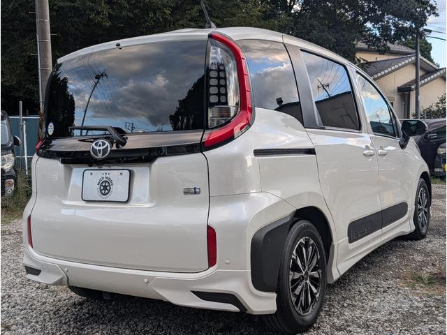 シエンタ ハイブリッドZ ユーザー様買取車両 1オーナー車 モデリスタエアロ ナビゲーション サーキュレーター 全周囲モニター 両側パースライドドア ETC シートヒーター ステアリングヒーター 禁煙車 記録簿(7枚目)