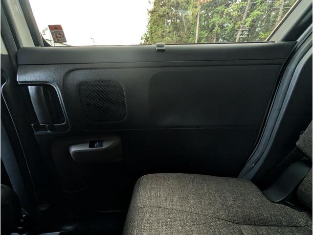 シエンタ ハイブリッドZ ユーザー様買取車両 1オーナー車 モデリスタエアロ ナビゲーション サーキュレーター 全周囲モニター 両側パースライドドア ETC シートヒーター ステアリングヒーター 禁煙車 記録簿(53枚目)