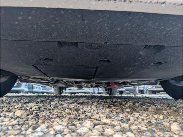 シエンタ ハイブリッドZ ユーザー様買取車両 1オーナー車 モデリスタエアロ ナビゲーション サーキュレーター 全周囲モニター 両側パースライドドア ETC シートヒーター ステアリングヒーター 禁煙車 記録簿(70枚目)