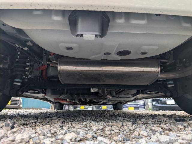 シエンタ ハイブリッドZ ユーザー様買取車両 1オーナー車 モデリスタエアロ ナビゲーション サーキュレーター 全周囲モニター 両側パースライドドア ETC シートヒーター ステアリングヒーター 禁煙車 記録簿(71枚目)