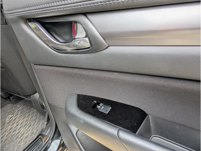 ＣＸ－５ ２５Ｓ　スマートエディション　ユーザー様買取車　全方位カメラ　ＬＥＤヘッドライト　ヘッドアップディスプレイ　ブラインドスポットモニター　プッシュスタート　オートエアコン　レーダークルーズ　ワンオーナー　ＥＴＣ　４ＷＤ（49枚目）