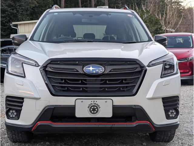 フォレスター Ｘ－ブレイク　ユーザー様買取車　ワンオーナー　ＤＯＰナビ　サイド・バックカメラ　フルセグテレビ　ＥＴＣ　ステアリングヒーター　シートヒーター　ルーフレール　レザーシート　ＬＥＤヘッドライト（4枚目）