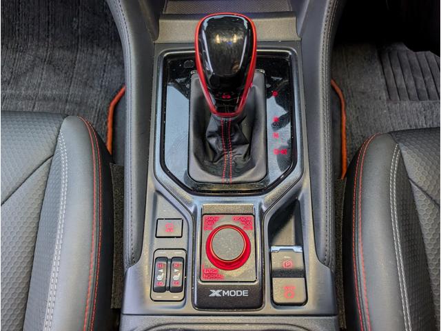 フォレスター Ｘ－ブレイク　ユーザー様買取車　ワンオーナー　ＤＯＰナビ　サイド・バックカメラ　フルセグテレビ　ＥＴＣ　ステアリングヒーター　シートヒーター　ルーフレール　レザーシート　ＬＥＤヘッドライト（23枚目）