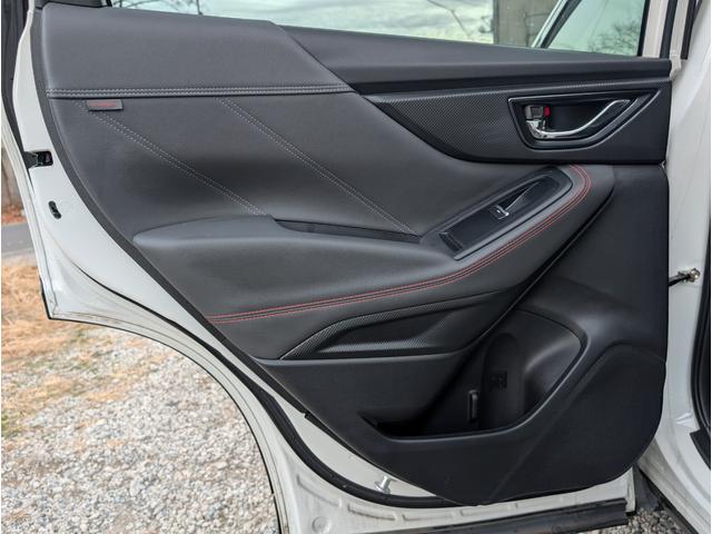 フォレスター Ｘ－ブレイク　ユーザー様買取車　ワンオーナー　ＤＯＰナビ　サイド・バックカメラ　フルセグテレビ　ＥＴＣ　ステアリングヒーター　シートヒーター　ルーフレール　レザーシート　ＬＥＤヘッドライト（49枚目）