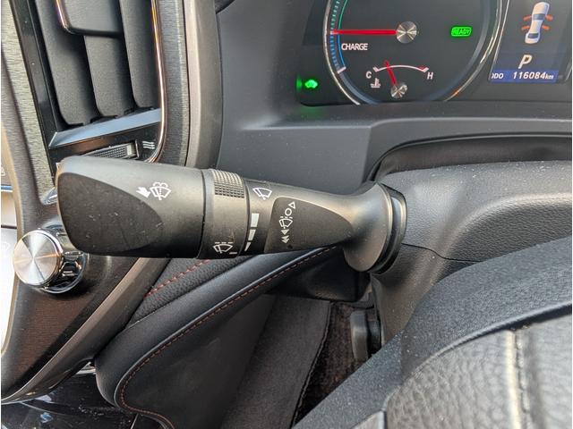 クラウンハイブリッド アスリートＳ　ユーザー様買取車　ワンオーナー　純正ナビゲーション　バックカメラ　フルセグテレビ　オートエアコン　ＬＥＤヘッドライト　ＥＴＣ　プッシュスタート　スマートキー（24枚目）