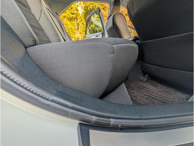 クラウンハイブリッド アスリートＳ　ユーザー様買取車　ワンオーナー　純正ナビゲーション　バックカメラ　フルセグテレビ　オートエアコン　ＬＥＤヘッドライト　ＥＴＣ　プッシュスタート　スマートキー（38枚目）