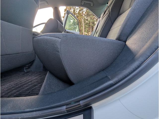 クラウンハイブリッド アスリートＳ　ユーザー様買取車　ワンオーナー　純正ナビゲーション　バックカメラ　フルセグテレビ　オートエアコン　ＬＥＤヘッドライト　ＥＴＣ　プッシュスタート　スマートキー（41枚目）