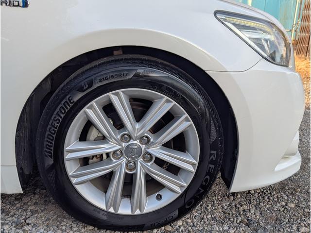 クラウンハイブリッド アスリートＳ　ユーザー様買取車　ワンオーナー　純正ナビゲーション　バックカメラ　フルセグテレビ　オートエアコン　ＬＥＤヘッドライト　ＥＴＣ　プッシュスタート　スマートキー（52枚目）