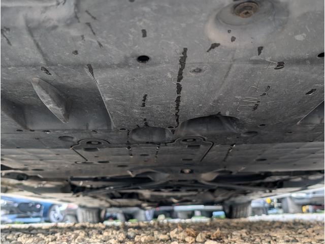 クラウンハイブリッド アスリートＳ　ユーザー様買取車　ワンオーナー　純正ナビゲーション　バックカメラ　フルセグテレビ　オートエアコン　ＬＥＤヘッドライト　ＥＴＣ　プッシュスタート　スマートキー（58枚目）