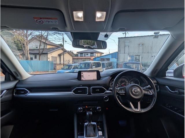 ＣＸ－５ ２０Ｓ　ユーザー様買取車　ワンオーナー　純正ナビゲーション　バックカメラ　フルセグテレビ　クルーズコントロール　ＬＥＤヘッドライト　プッシュスタート　スマートキー（3枚目）