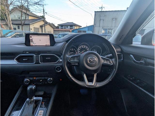 ＣＸ－５ ２０Ｓ　ユーザー様買取車　ワンオーナー　純正ナビゲーション　バックカメラ　フルセグテレビ　クルーズコントロール　ＬＥＤヘッドライト　プッシュスタート　スマートキー（16枚目）