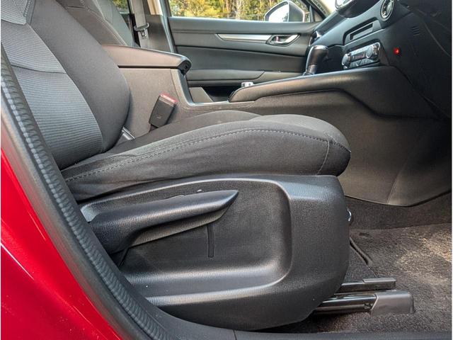 ＣＸ－５ ２０Ｓ　ユーザー様買取車　ワンオーナー　純正ナビゲーション　バックカメラ　フルセグテレビ　クルーズコントロール　ＬＥＤヘッドライト　プッシュスタート　スマートキー（32枚目）