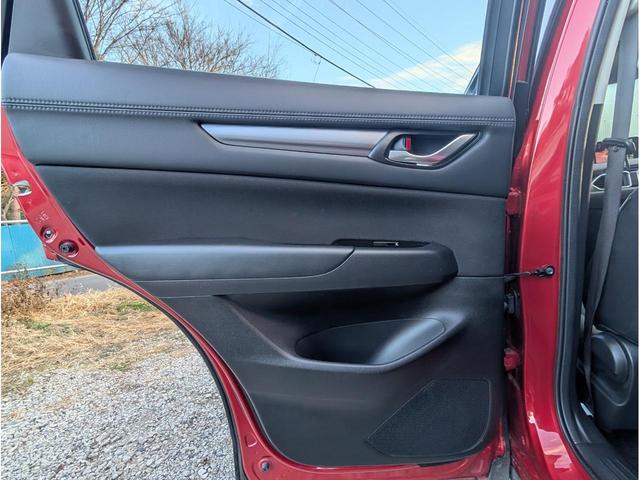 ＣＸ－５ ２０Ｓ　ユーザー様買取車　ワンオーナー　純正ナビゲーション　バックカメラ　フルセグテレビ　クルーズコントロール　ＬＥＤヘッドライト　プッシュスタート　スマートキー（46枚目）