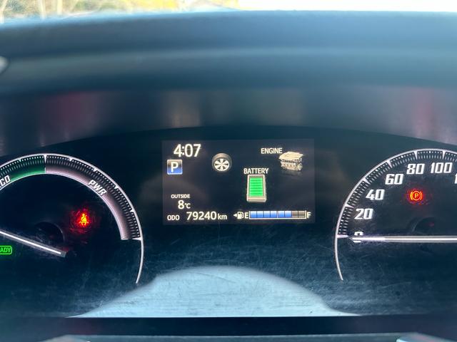 シエンタ ハイブリッドＧ　ユーザー様買取車　ワンオーナー　社外ナビ　バックカメラ　フルセグテレビ　両側電動スライドドア　オートエアコン　プッシュスタート　３列シート（32枚目）