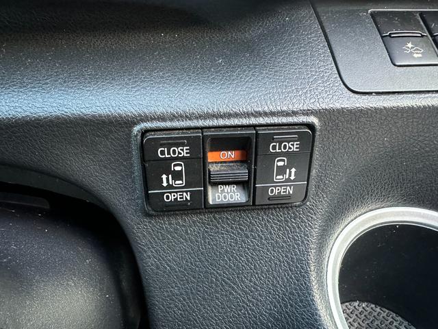 シエンタ ハイブリッドＧ　ユーザー様買取車　ワンオーナー　社外ナビ　バックカメラ　フルセグテレビ　両側電動スライドドア　オートエアコン　プッシュスタート　３列シート（40枚目）