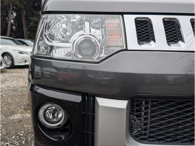 デリカＤ：５ Ｇ　パワーパッケージ　ユーザー様直接買取車両　関東１オーナー車両　４ＷＤ　ナビゲーション　バックモニター　ＥＴＣ　左右パワースライドドア　ディスチャージヘッドランプ　７人乗り　禁煙車　記録簿　インテリジェントキー（10枚目）